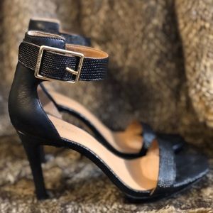 Calvin Klein Vable Sandals, Size 6.5